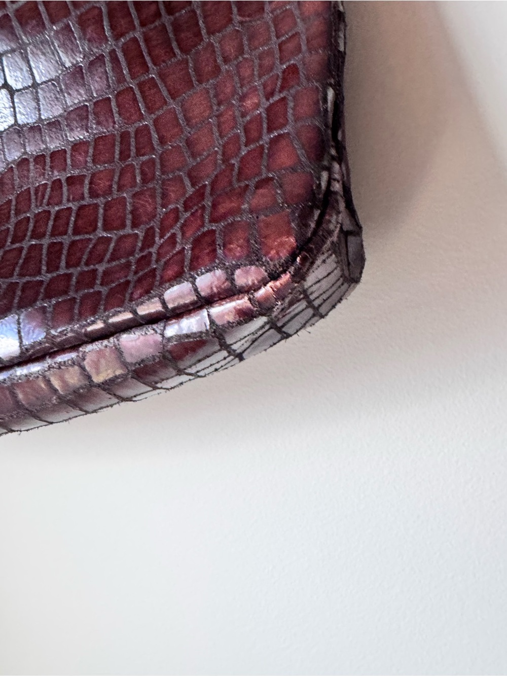 Cynthia Rowley Brown Genuine Leather Croc-Embossed Large Tote with Gold Hardware - Picture 7 of 16